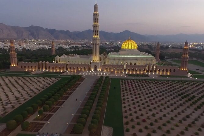 Private Half-Day Tour to Grand Mosque-Nakhal Fort and Hotspring - Sultan Qaboos Grand Mosque: 21 Tons of Carpet Power