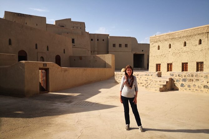 Private Historical Tour - Nizwa Fort - Nizwa Souq - Bahla Fort - Jabreen Castle - Leaving Muscat for Nizwa: private comfort and a clean schedule