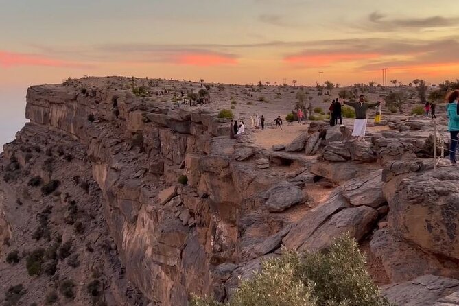 Private Overnight at Jebel Shams - 2 Days and 1 Night Tours - Up to Jebel Shams: road views plus the first mountain taste