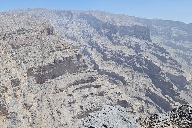 Private Overnight Nizwa & Jebel Akhdar Tour from Muscat - Nizwa Fort and Nizwa Souq: Oman’s Old Capital in One Block