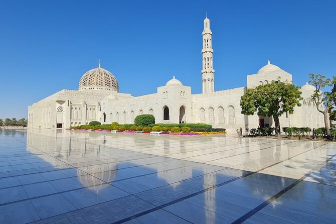 Private Sultan Qaboos Grand Mosque-Nakhal Fort-Wakan Village - Full Day Tour - Who this private tour fits best
