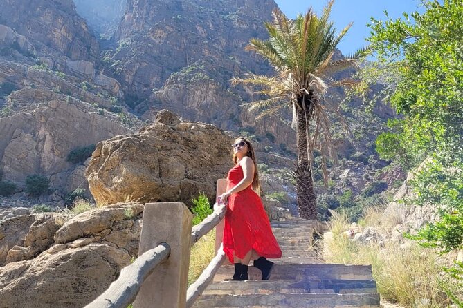 Private Sultan Qaboos Grand Mosque-Nakhal Fort-Wakan Village - Full Day Tour - Nakhal Hot Springs: warm wadi water and a local routine