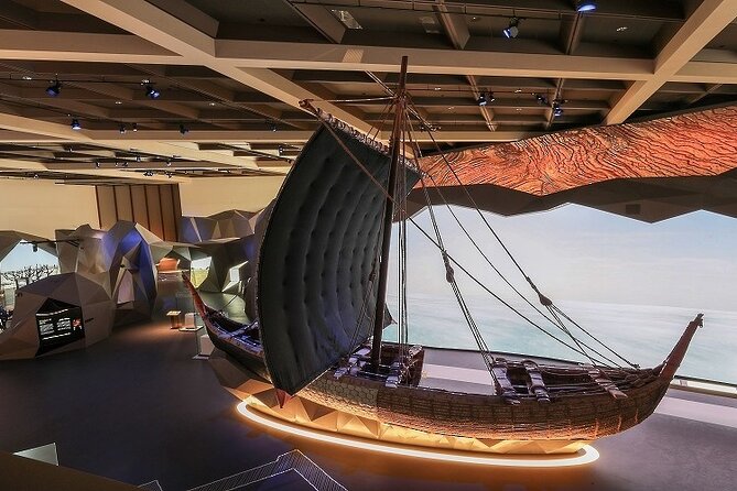 Private Tour Nizwa Birkat Al Mouz and Oman Across Ages Museum - Lunch, Karak tea, and the comfort details that make the day easier