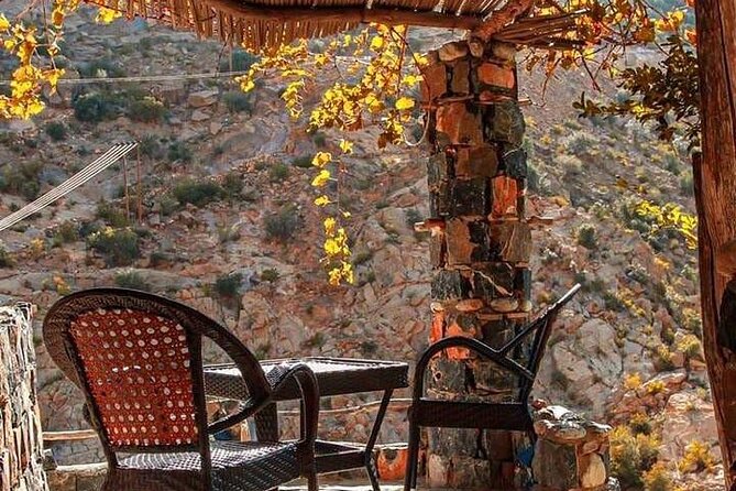 Private Tour to Jebel Akhdar Al Suwjara Village - 4WD roads, comfort, and the reality of an 8-hour day