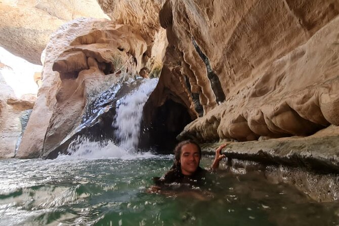 Private Wadi Shab - Bimmah Sinkhole - White Sand Beach - Full Day Tour - Weather and When Wadi Shab Might Close