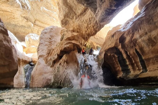 Private Wadi Shab - Ras Al Hadd Overnight - 2 Days Tours - Price and logistics: what the $542 actually covers