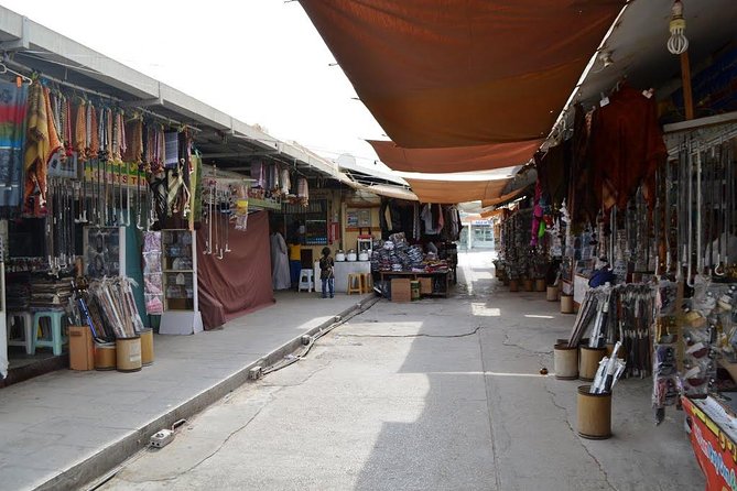 Salalah City Tour :Salalah Tours - Souks time in Al Haffa and Old Souk near Al Husn Palace