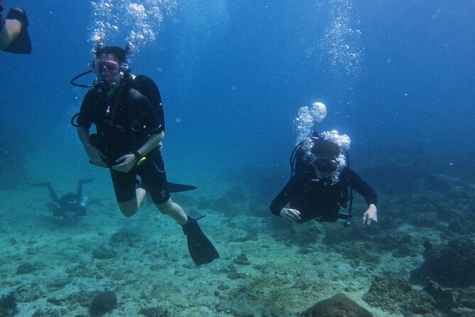 Scuba Diving Adventure in Musandam, Oman - Meet the instructors, and what safety looks like