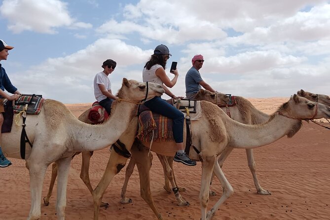 Sharing Tour to Wahiba Sand Desert and Wadi Bani Khalid Full Day - Muscat Pickup to Desert Start: How the Day Actually Feels