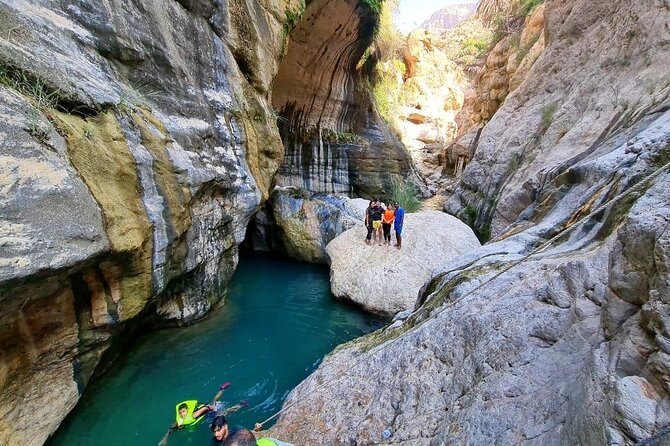 Sinkhole, Fins & Wadi Tiwi Explorer: Swim, Hike & Scenic Views - Key highlights you’ll actually feel on the day