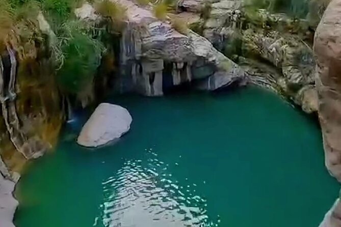 Sinkhole, Fins & Wadi Tiwi Explorer: Swim, Hike & Scenic Views - Practical timing tips for an 8-hour day