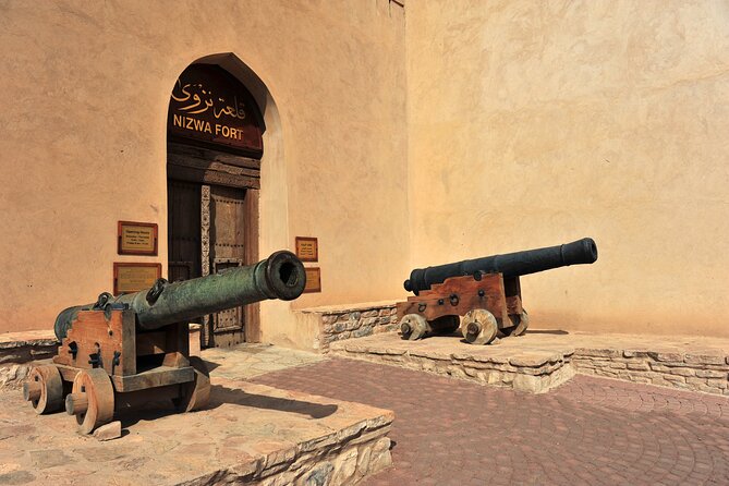 Tour Arwa 3 Days-2 Nights, Oman Tours Package - A tight circuit of Oman, done the smart way