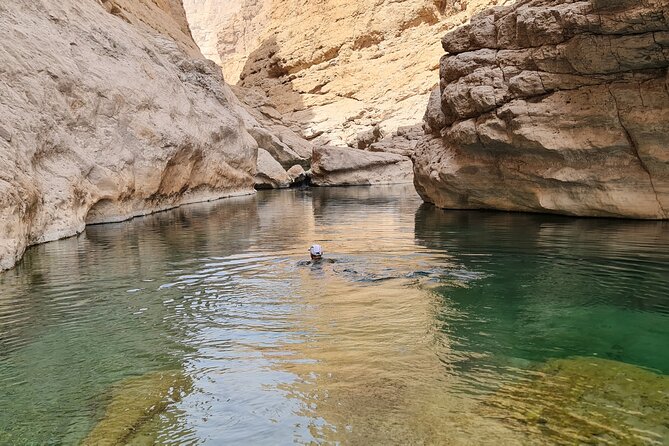 Wadi Al Arbeieen Sinkhole & Fins Beach Swim & Hike - Guides, Swimming Confidence, and the Human Side
