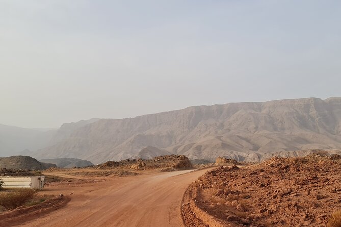 Wadi Al Arbeieen Sinkhole & Fins Beach Swim & Hike - Who This Tour Fits Best (and Who Might Want to Rethink)