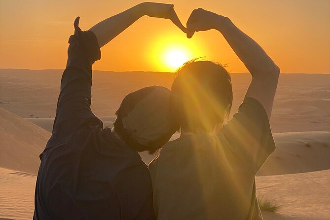 Wadi Bani Khalid and Wahiba Sands Desert with Sunset Watching - Key moments that make this day tour work
