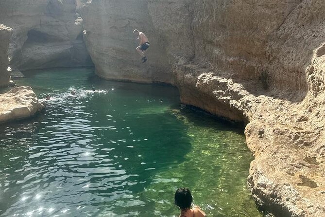 Wadi Shab Expedition - Guide quality: how Nasser and Said make the day easier