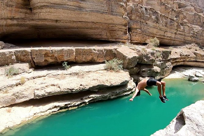 Wadi Shab full day tour - 4x4 access, comfort, and why private transport changes the day