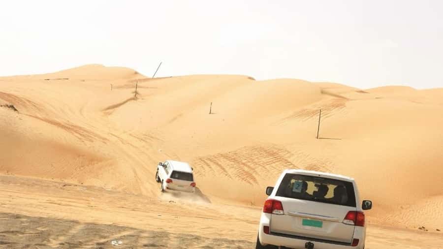 Wahiba Sand and Wadi Bani Khalid Guided Group Tour - Key Points That Make This Tour Worth Your Time