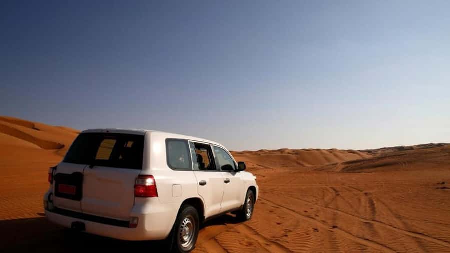 Wahiba Sand and Wadi Bani Khalid Guided Group Tour - Small Group, Local Guide, and Arabic-English Support That Actually Helps
