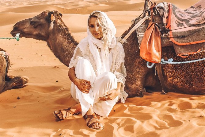 Wahiba Sands and Desert Safari from Muscat - Wahiba Sands: dune bashing, golden sand, and photo help