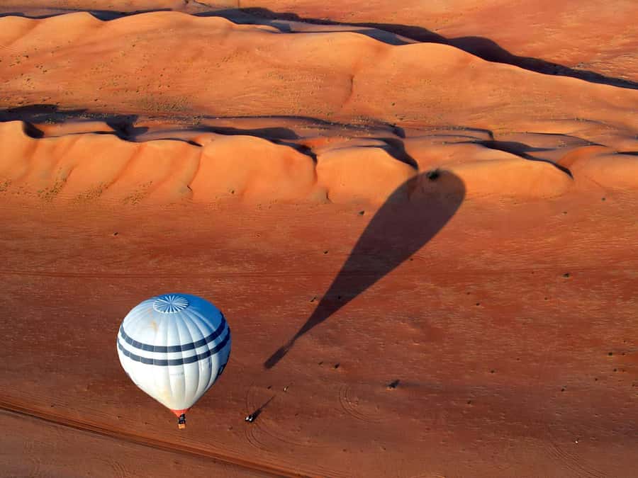 Wahiba Sands: Hot Air Balloon Experience - Why Wahiba Sands balloons start before dawn