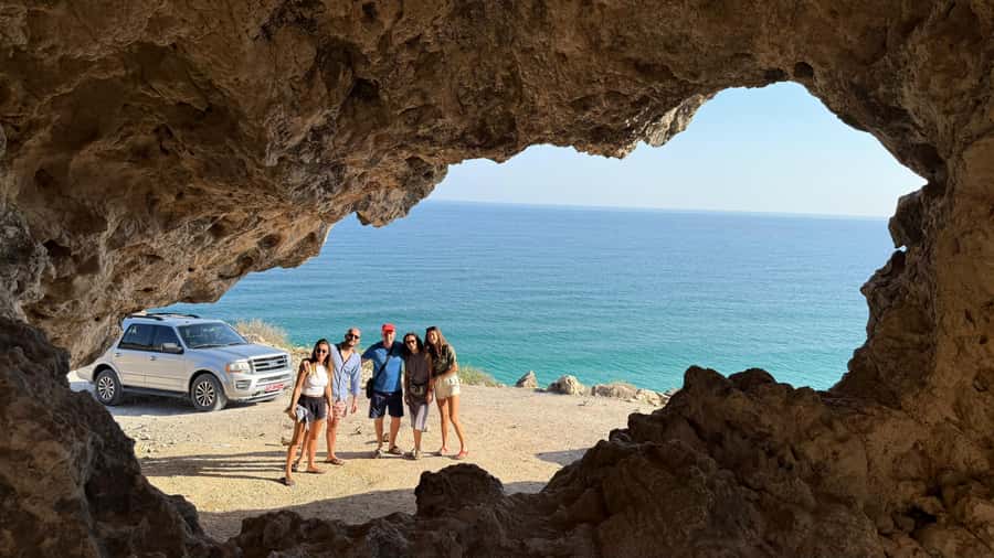 West Salalah: Caribbean of the Orient Fazayah Beaches & City - West Salalah in One Day, Mosque to Mughsail